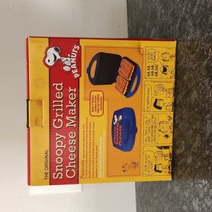 Snoopy grilled cheese maker panini press